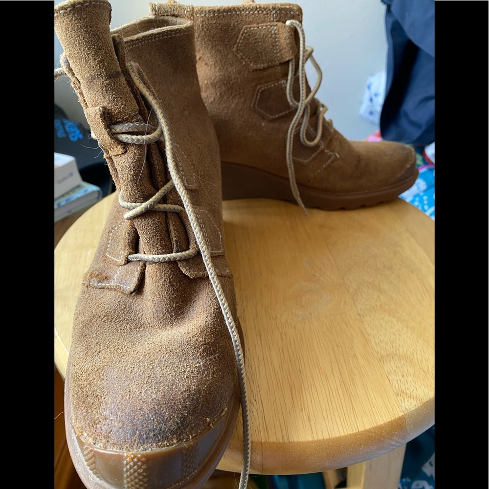 Beautiful ankle boots (SOREL)